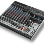 BEHRINGER Xenyx X1832USB